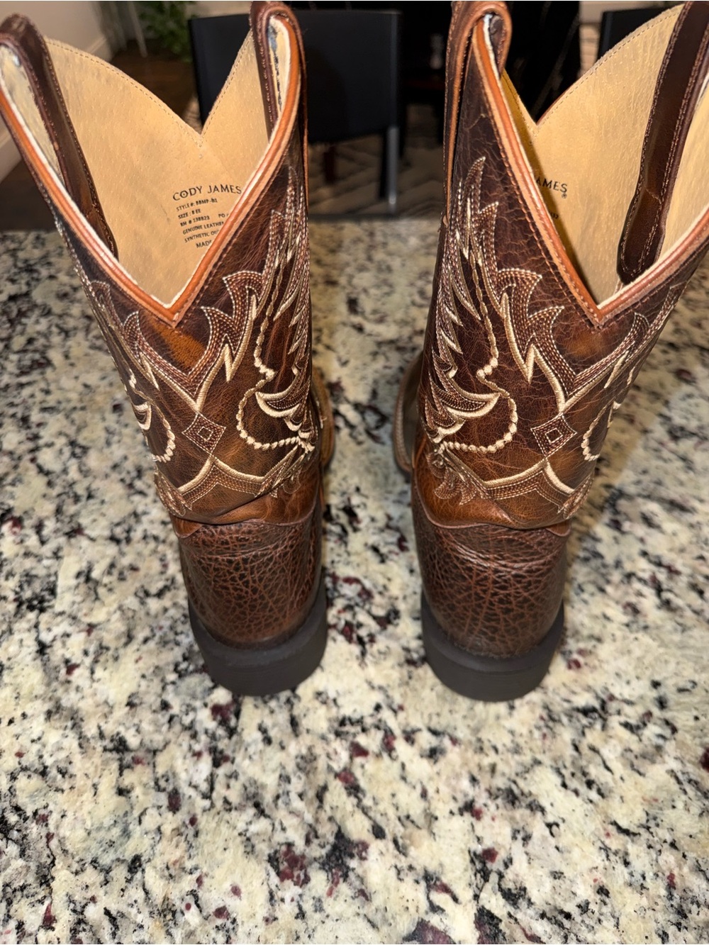 Men's Cody James Brown Leather Cowboy Boots. Size 8EE - Picture 3 of 5